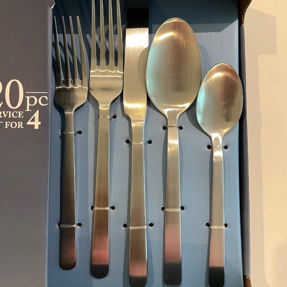 Godinger Lola Matte Stainless Steel 18/10 Stainless Steel 20Pc Flatware Set - Picture 5 of 11